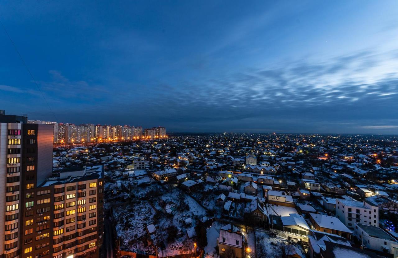 Luxury Apartment, Dniprovska Embankment26, Sokorki Kiev Esterno foto
