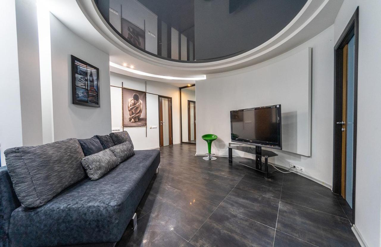 Luxury Apartment, Dniprovska Embankment26, Sokorki Kiev Esterno foto